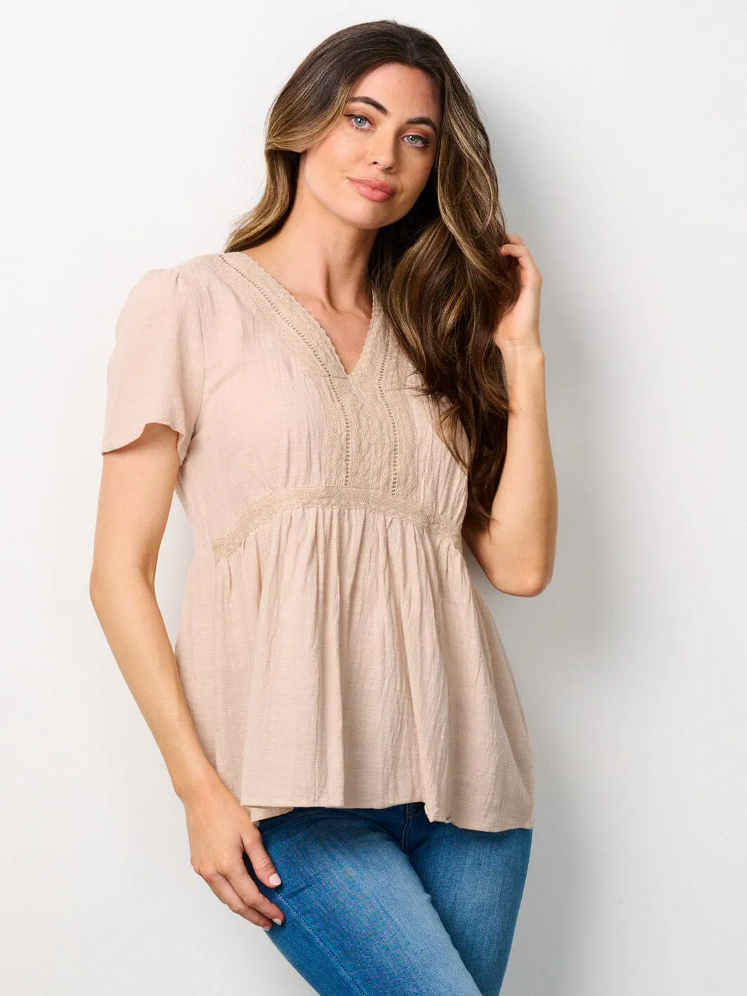 WOMEN'S SHORT SLEEVE V-NECK DETAILED TUNIC TOP