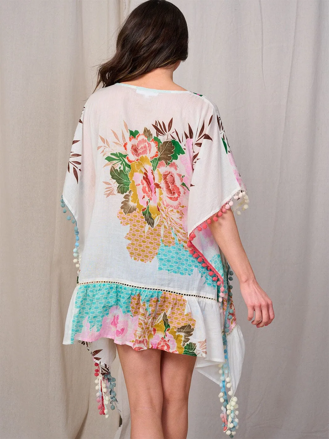WOMEN'S SHORT SLEEVE V-NECK TRIM TUNIC FLORAL TOP
