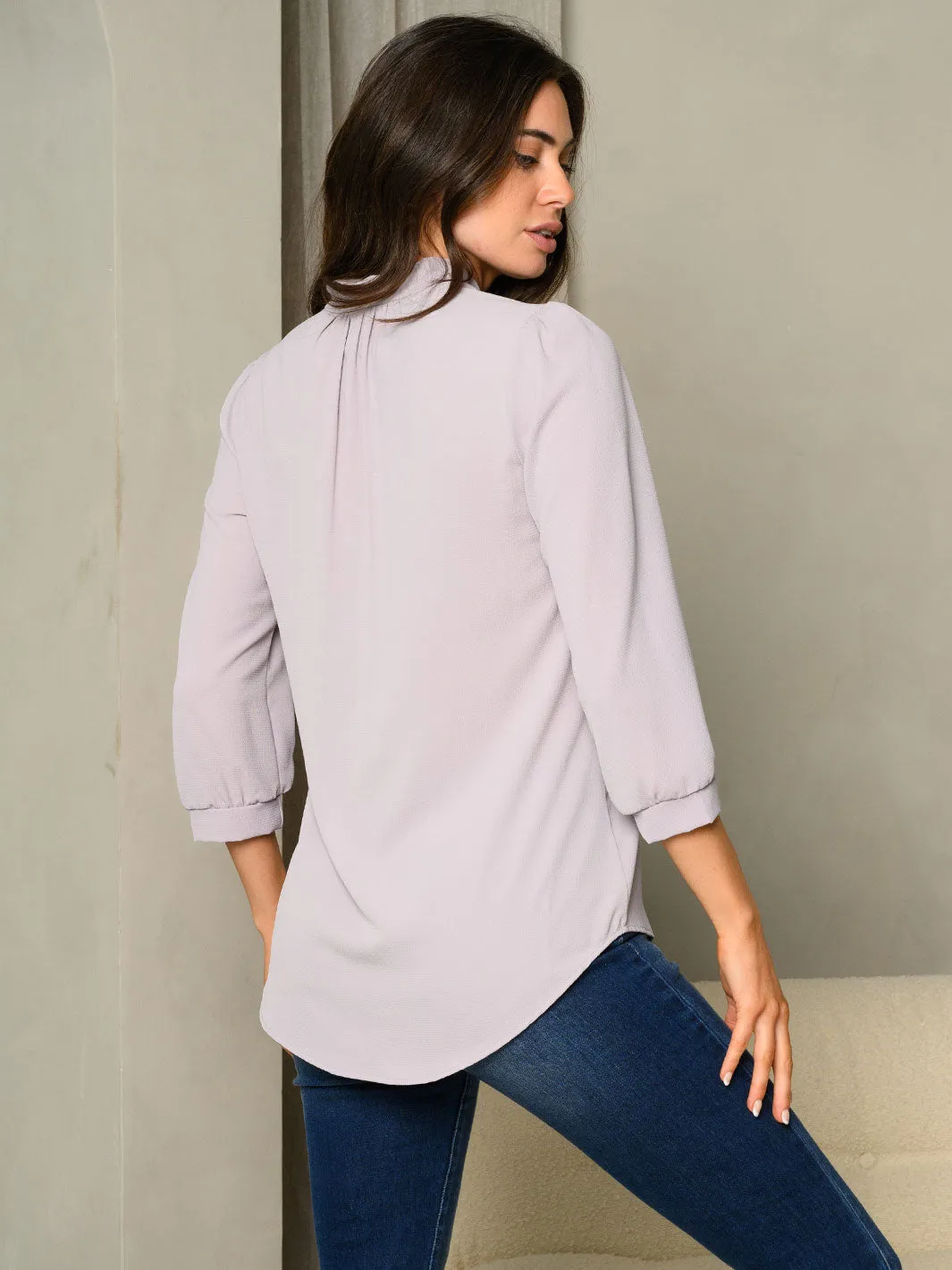 WOMEN'S TIE V-NECK  3/4 CUFFED SLEEVE TOP