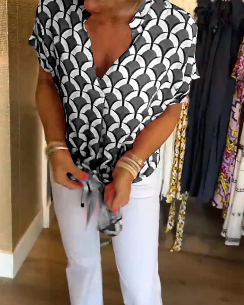 Zarae™ - Geometric Print Top